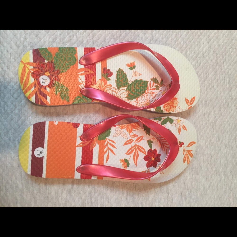Flip Flops - Picture 2 of 4